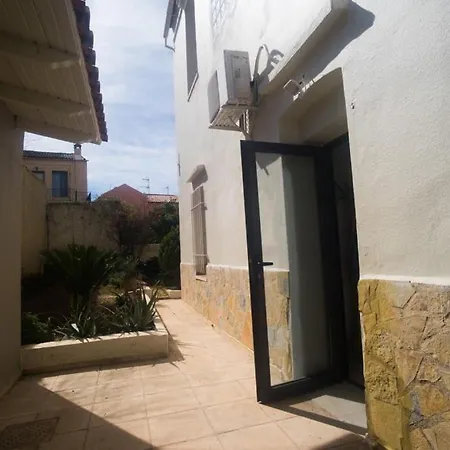 Tatiana's Garden House *