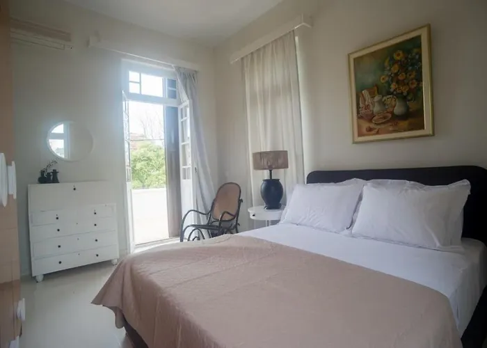 Tatiana's Garden House *