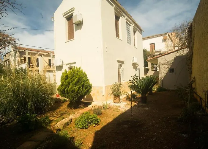 Tatiana's Garden House *