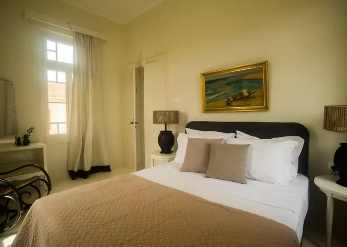 בית נופש Tatiana's Garden House חאניה