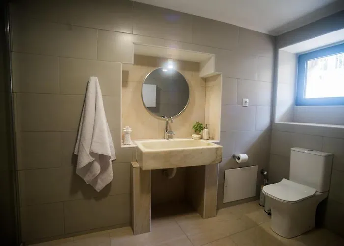 Tatiana's Garden House בית נופש *