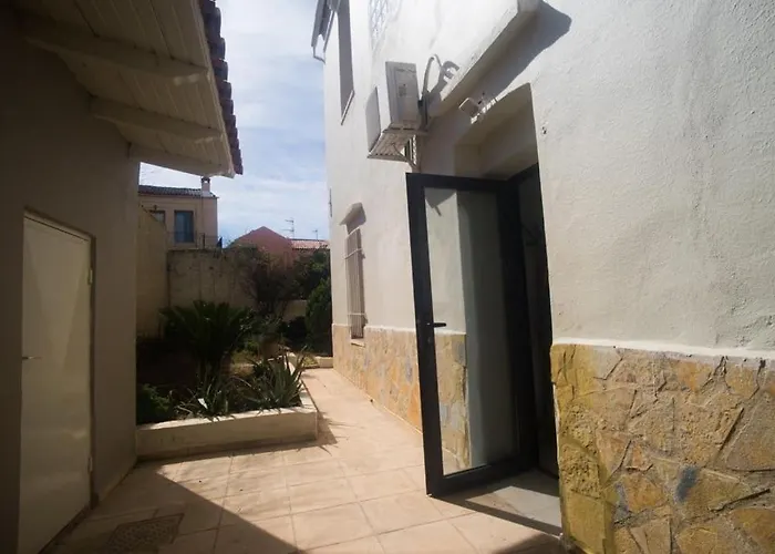 Tatiana's Garden House *