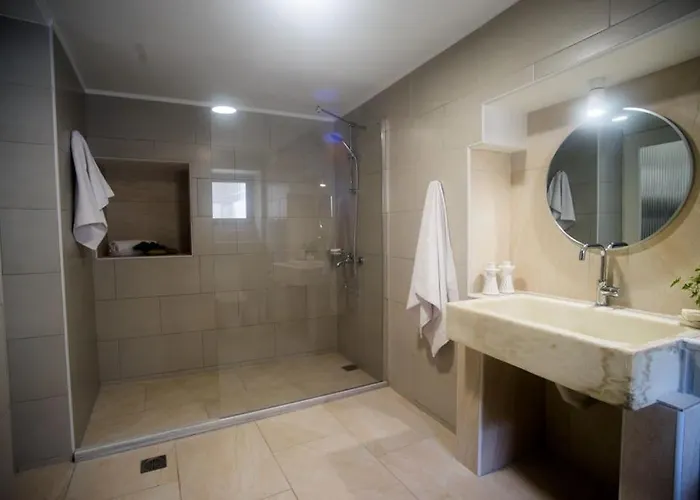 Tatiana's Garden House חאניה