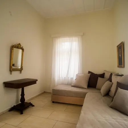 Tatiana's Garden House La Canée