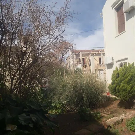 Hébergement de vacances Tatiana's Garden House